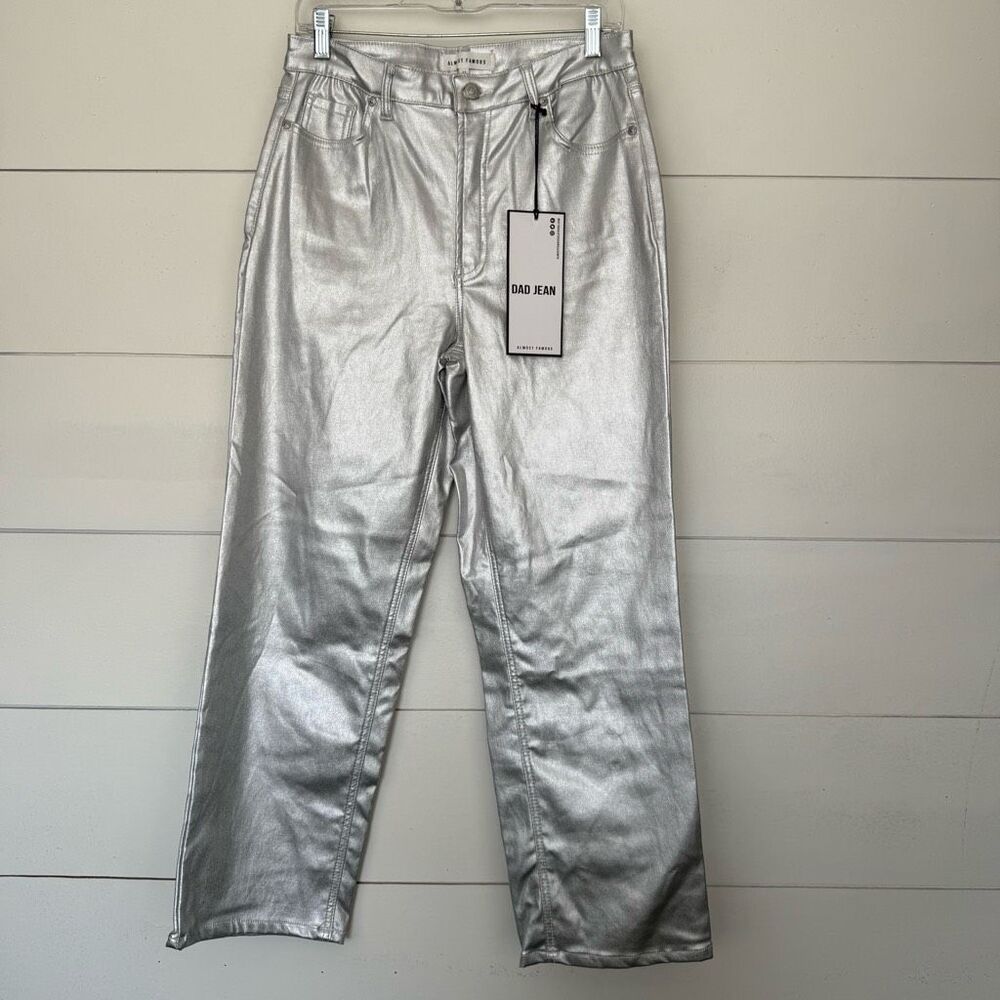 Almost Famous Women’s 11 Metallic Silver Dad Jeans New